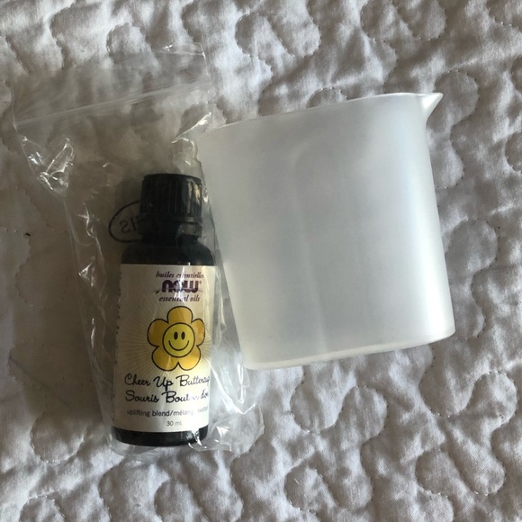 Sold❌ Ultrasonic Aroma Diffuser - Picture 4 of 4